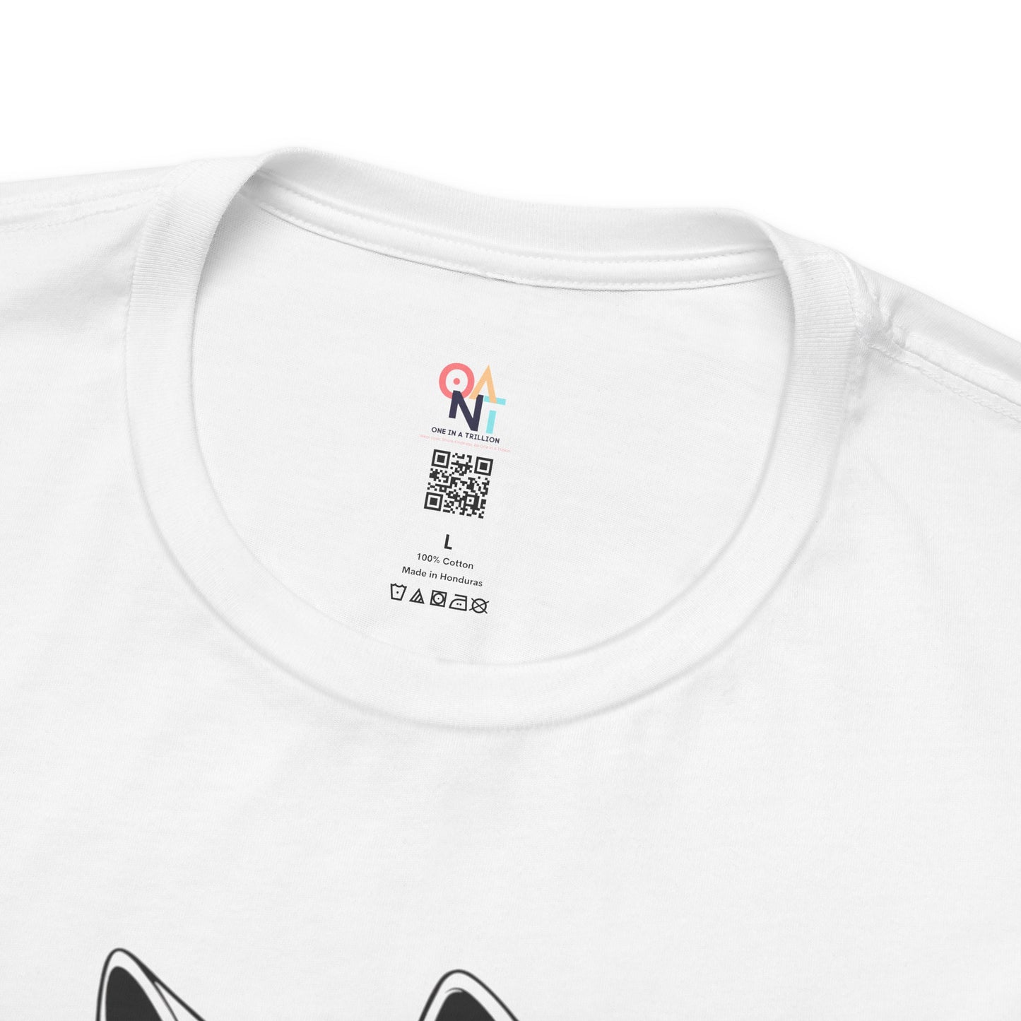 Wolf Graphic Tee - Unisex Nature & Animal Shirt - Nature Lover Gift